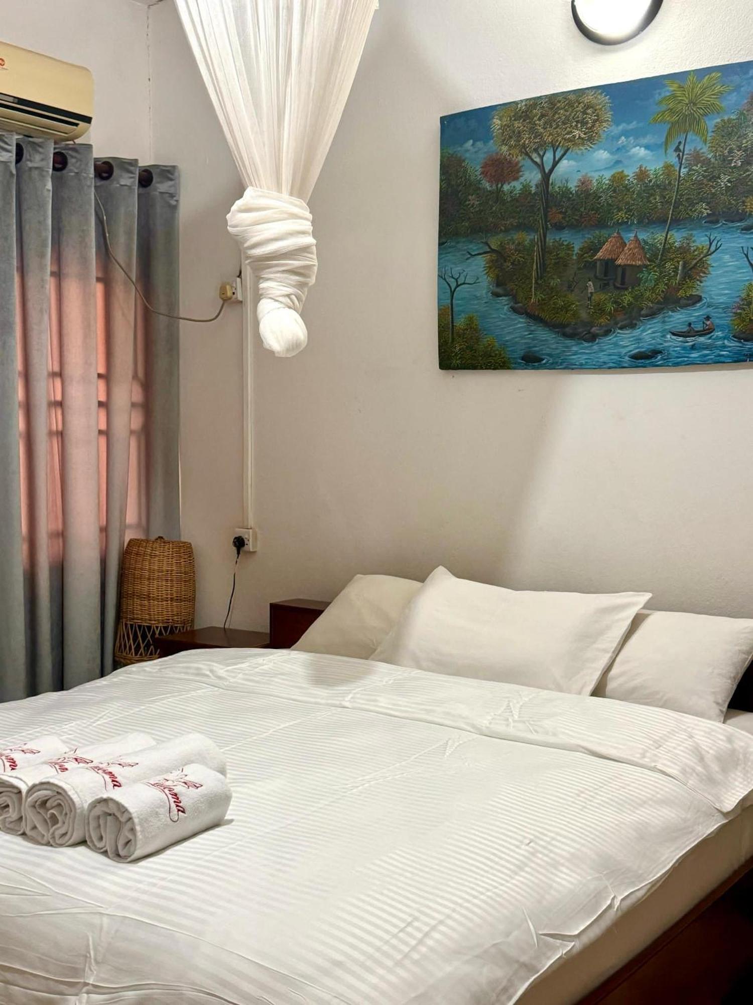 Paloma Guest House Kenema Esterno foto