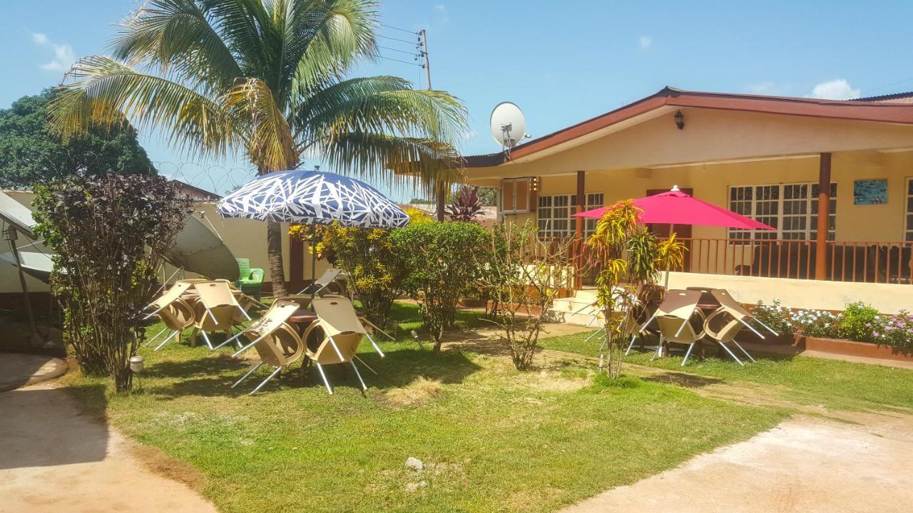 Paloma Guest House Kenema Esterno foto